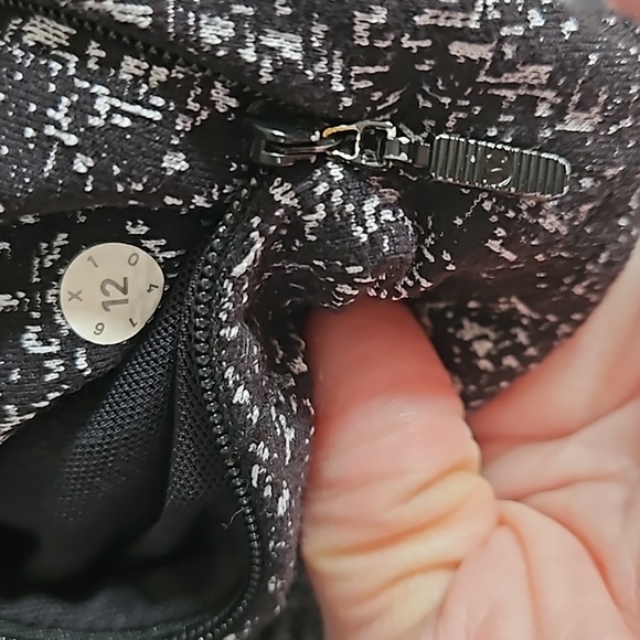 Lululemon  jacket - Picture 8 of 9